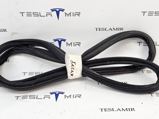 уплотнитель Tesla Model 3 1 поколение 2023, 1091069-00