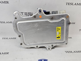 Джаншен бокс Tesla Model X 1 поколение 2019, 1049678-00