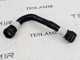 Патрубок системы охлаждения пластиковый Tesla Model S 1 поколение [2-й рестайлинг] 2022, 1585720-00