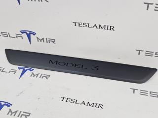 накладка на порог Tesla Model 3 1 поколение 2023, 1504763-00