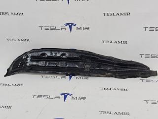 Шумоизоляция (уплотнитель) крыла (язык) правый Tesla Model S 1 поколение [2-й рестайлинг] 2022, 1050420-00