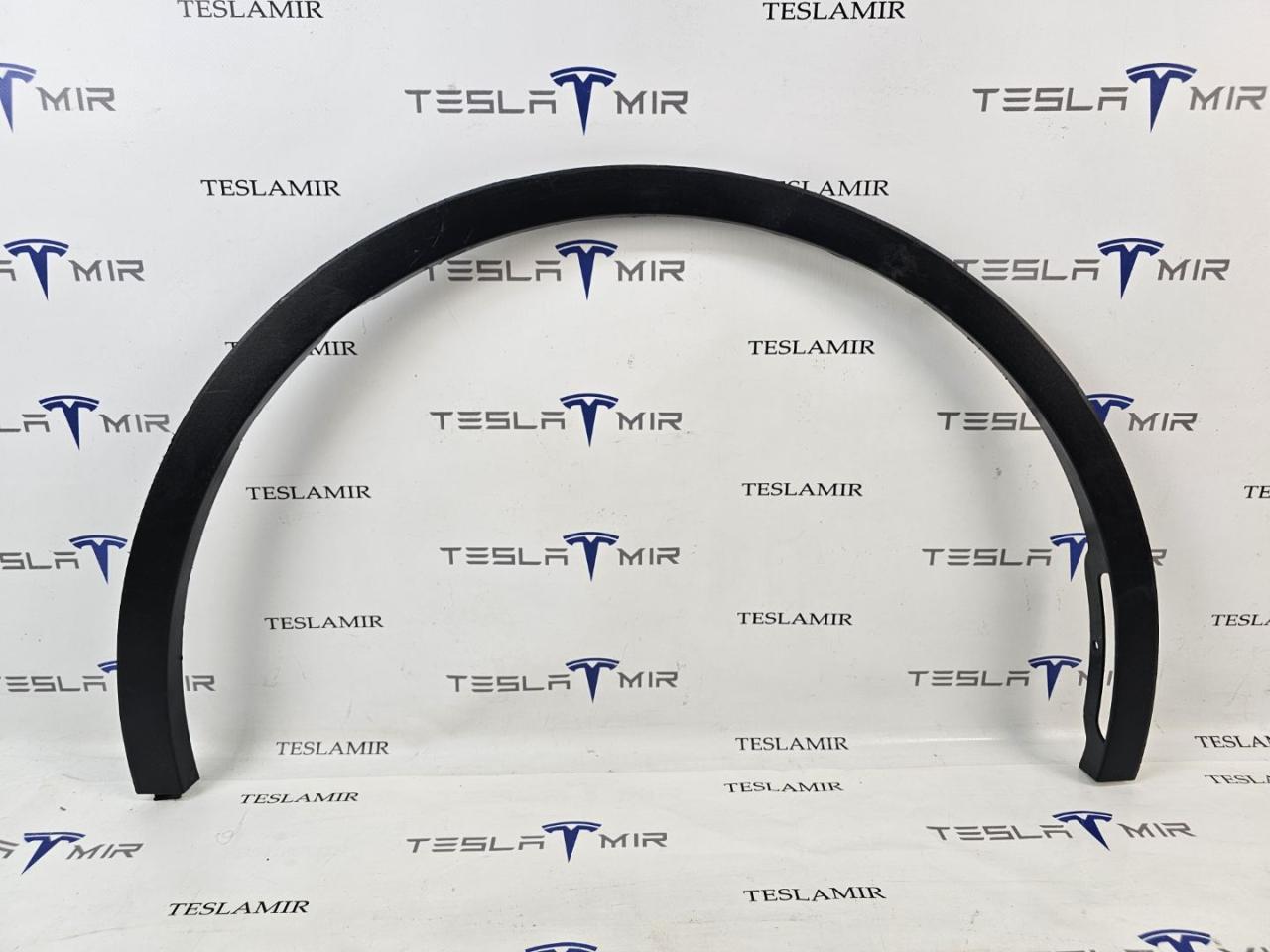 молдинг крыла Tesla Model Y 1 поколение 2024, 1494186-00, 1494162-00 - фото №1
