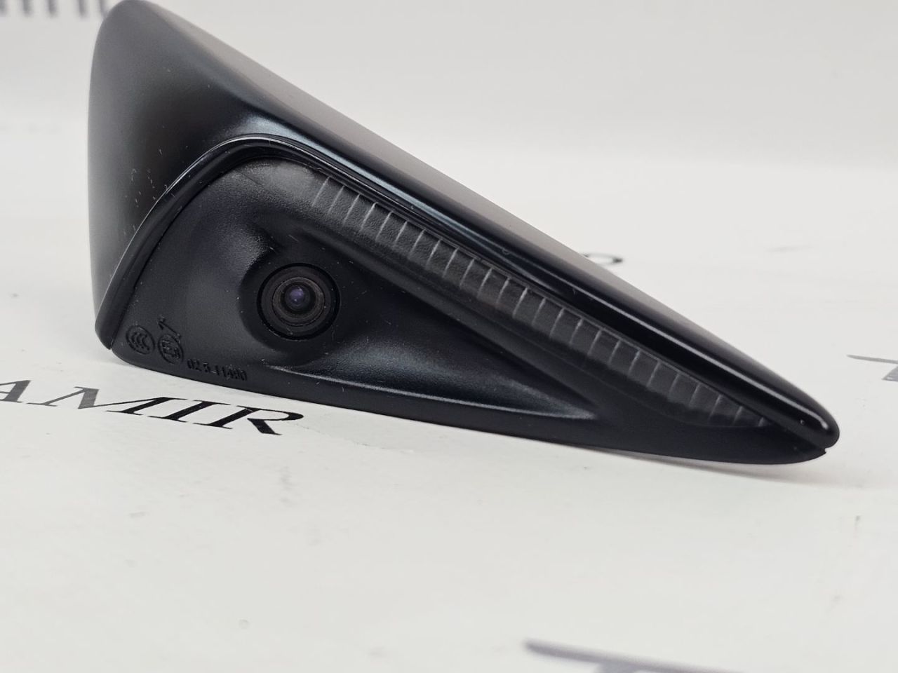 Повторитель поворота (камера крыла АП2.0/2.5/3.0/4.0) левый Tesla Model Y 1 поколение 2022, 1495864-20 - фото №1