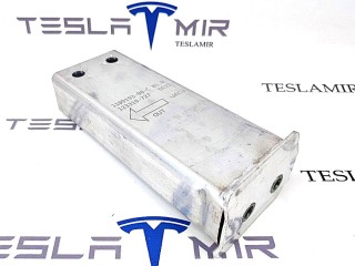 Кронштейн нижнего усилителя переднего бампера Tesla Model 3 1 поколение 2021, 1109193-00