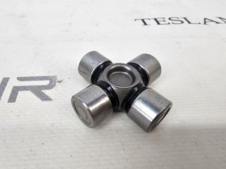 крестовина кардана Tesla Model S 1 поколение [рестайлинг] 2019, 1027827-00