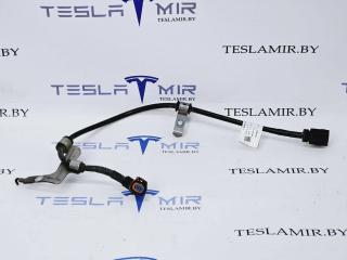Электропроводка суппорта (ручника) правая Tesla Model 3 1 поколение 2023, 1044782-00