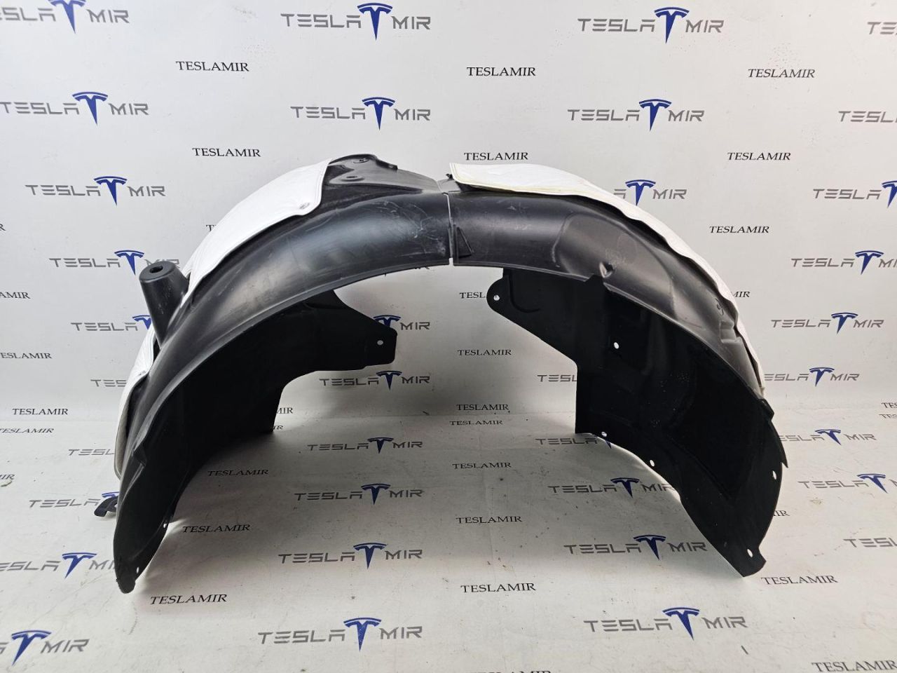 Подкрылок (защита колесных арок) передний правый Tesla Model 3 2 поколение 2024, 1694557-00 - фото №1