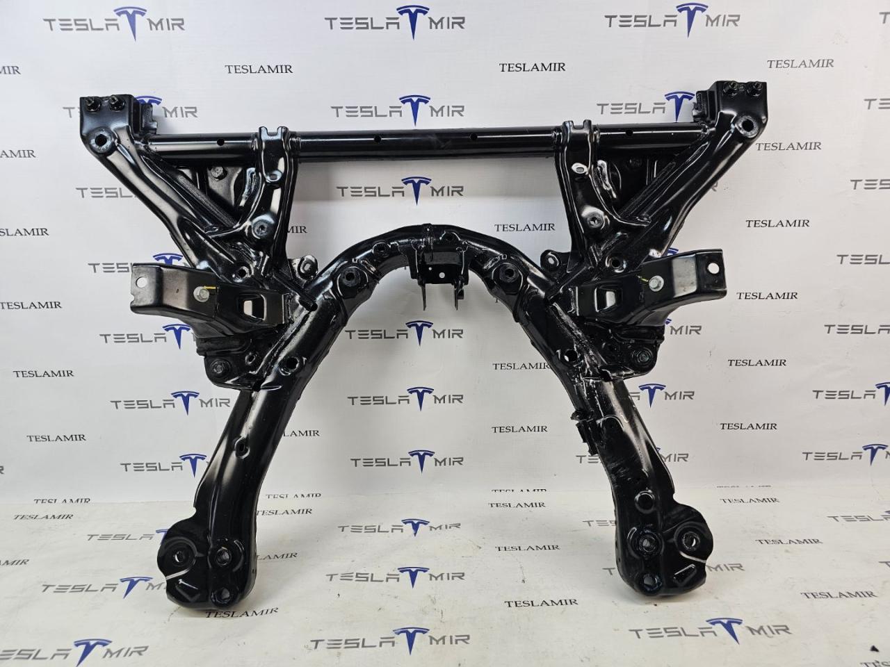 балка подвески передняя (подрамник) Tesla Model 3 2 поколение 2025, 1103547-00, 1044531-00 - фото №1