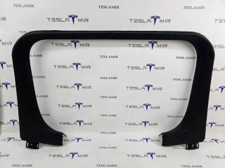 накладка двери (крышки) багажника Tesla Model S 1 поколение [2-й рестайлинг] 2022, 1564769-00