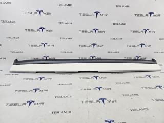 Декоративная накладка центральной консоли Tesla Model 3 1 поколение 2023, 1621493-00