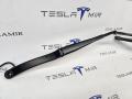 щеткодержатель (поводок стеклоочистителя, дворник) Tesla Model 3 2 поколение 2024, 1076730-00, 1878488-00, 1878486-00 - фото №2