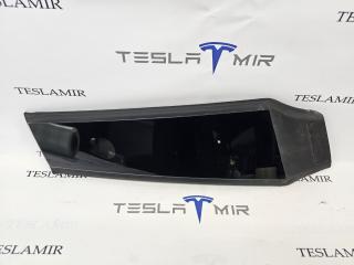 Накладка стойки B наружная + камера левая Tesla Model 3 2 поколение 2024, 1783148-00, 1773934-00, 1711762-00, 1910987-00, 1763546-00, 1656620-0L