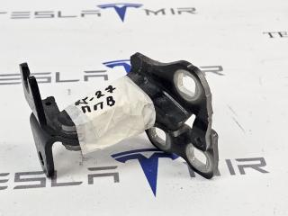 петля двери Tesla Model 3 1 поколение 2023, 1101034-00