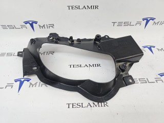 Накладка опоры (стакана) амортизатора левая Tesla Model S 1 поколение [2-й рестайлинг] 2022, 1606850-00