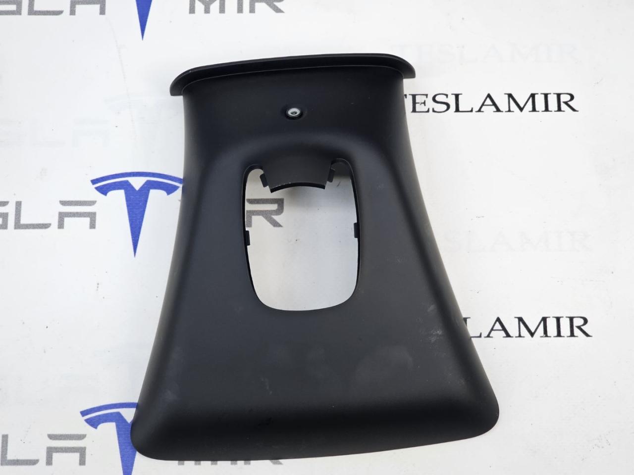 Камера салона + накладка на зеркало Tesla Model Y 1 поколение 2025, 1970932-00, 1783798-00, 1948005-10 - фото №1