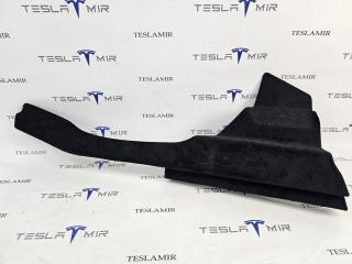 Кронштейн крепления обшивки багажника правый Tesla Model 3 2 поколение 2024, 1733838-29, 1733838-00