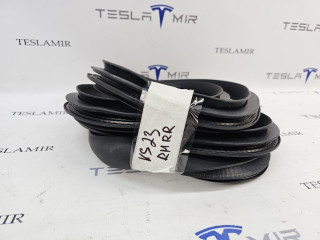 уплотнитель двери Tesla Model Y 1 поколение 2022, 1497675-00, 1497676-00