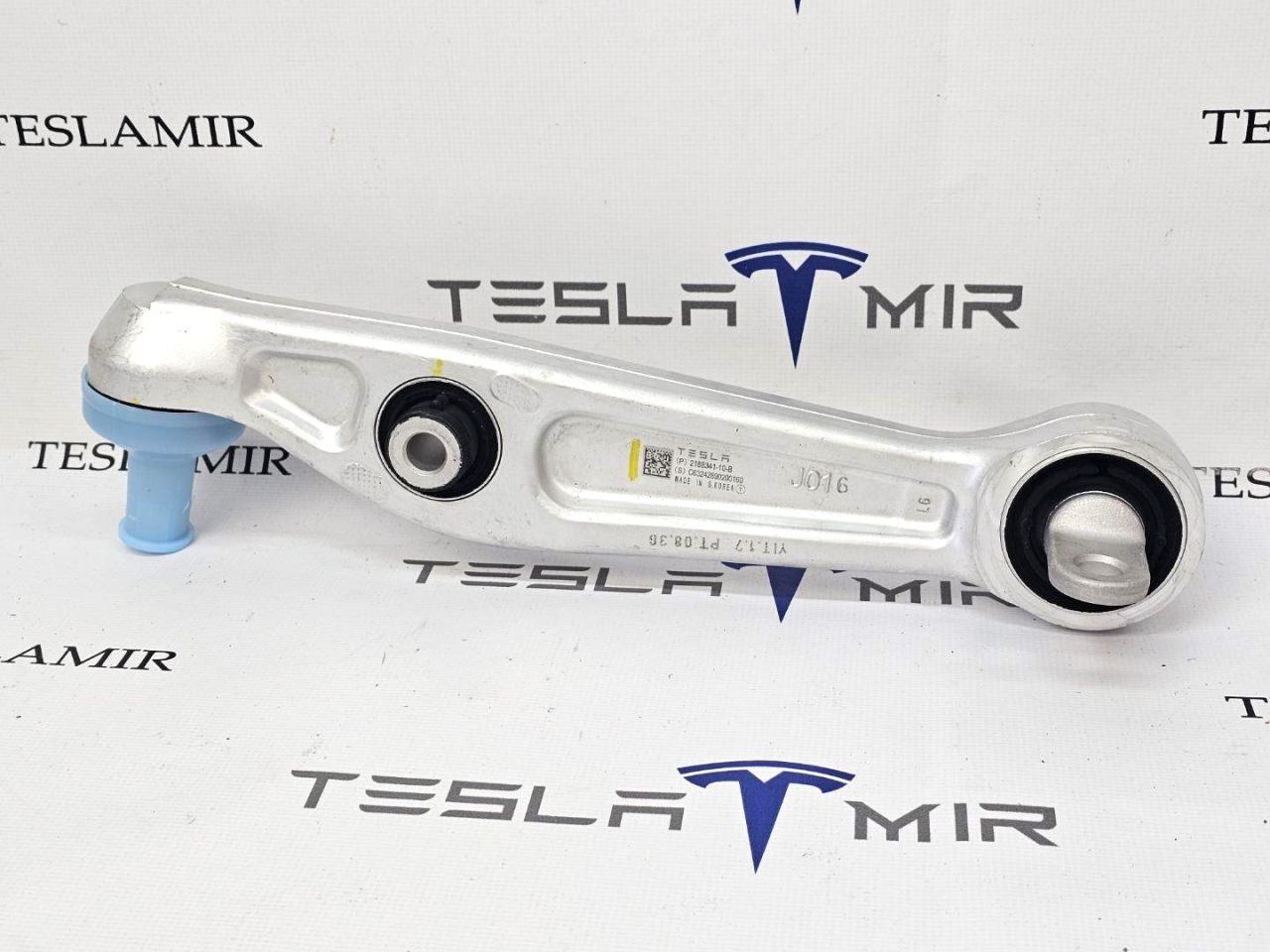 Рычаг передний поперечный прямой Tesla Model Y 1 поколение 2024, 1188341-00, 2188341-00 - фото №1