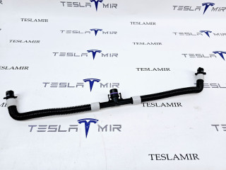 Патрубок охлаждения пентхауса Tesla Model 3 1 поколение 2020, 1091894-00