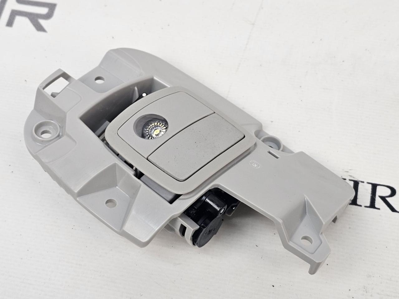 крючок для одежды Tesla Model Y 1 поколение 2024, 1692060-00, 1680907-00 - фото №1