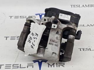 суппорт задний правый Tesla Model 3 1 поколение 2023, 1044624-00