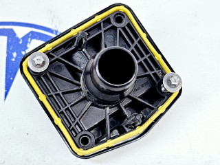 Переходник патрубка системы охлаждения основной батареи (штуцер) Tesla Model 3 1 поколение 2020, 1090365-00