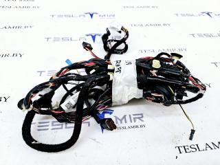 Электропроводка двери передняя правая Tesla Model 3 1 поколение 2019, 1067963-00