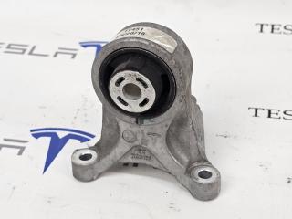 кронштейн двигателя Tesla Model X 1 поколение 2018, 1027591-00