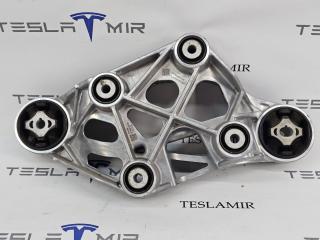 кронштейн двигателя Tesla Model S 1 поколение [2-й рестайлинг] 2022, 1566882-00, 1566880-01, 1566880-50