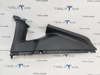 Накладка ремня безопасности стойки С правая Tesla Model Y 1 поколение 2021, 1494609-00