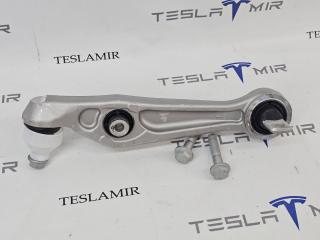 Рычаг передний поперечный прямой Tesla Model 3 1 поколение 2021, 1044341-00, PS5838
