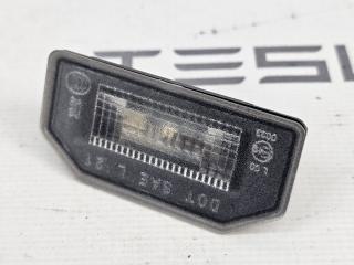 подсветка номера Tesla Model 3 1 поколение 2023, 1449730-00, 1713282-00