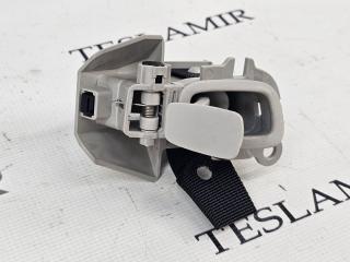 крючок для одежды Tesla Model 3 1 поколение 2023, 1567629-00