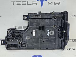 Блок управления BCM (бортовой сети) (Body Control Module) Боди Tesla Model Y 1 поколение 2024, 1497850-00, 1497847-02, 1497851-00, 1657648-02