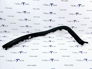 Накладка стойки С внутренняя правая нижняя Tesla Model X 1 поколение 2018, 1105129-00