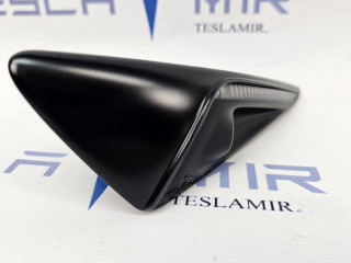 Повторитель поворота (камера крыла АП2.0/2.5/3.0/4.0) левый Tesla Model 3 1 поколение 2021, 1495864-20, 1125106-50