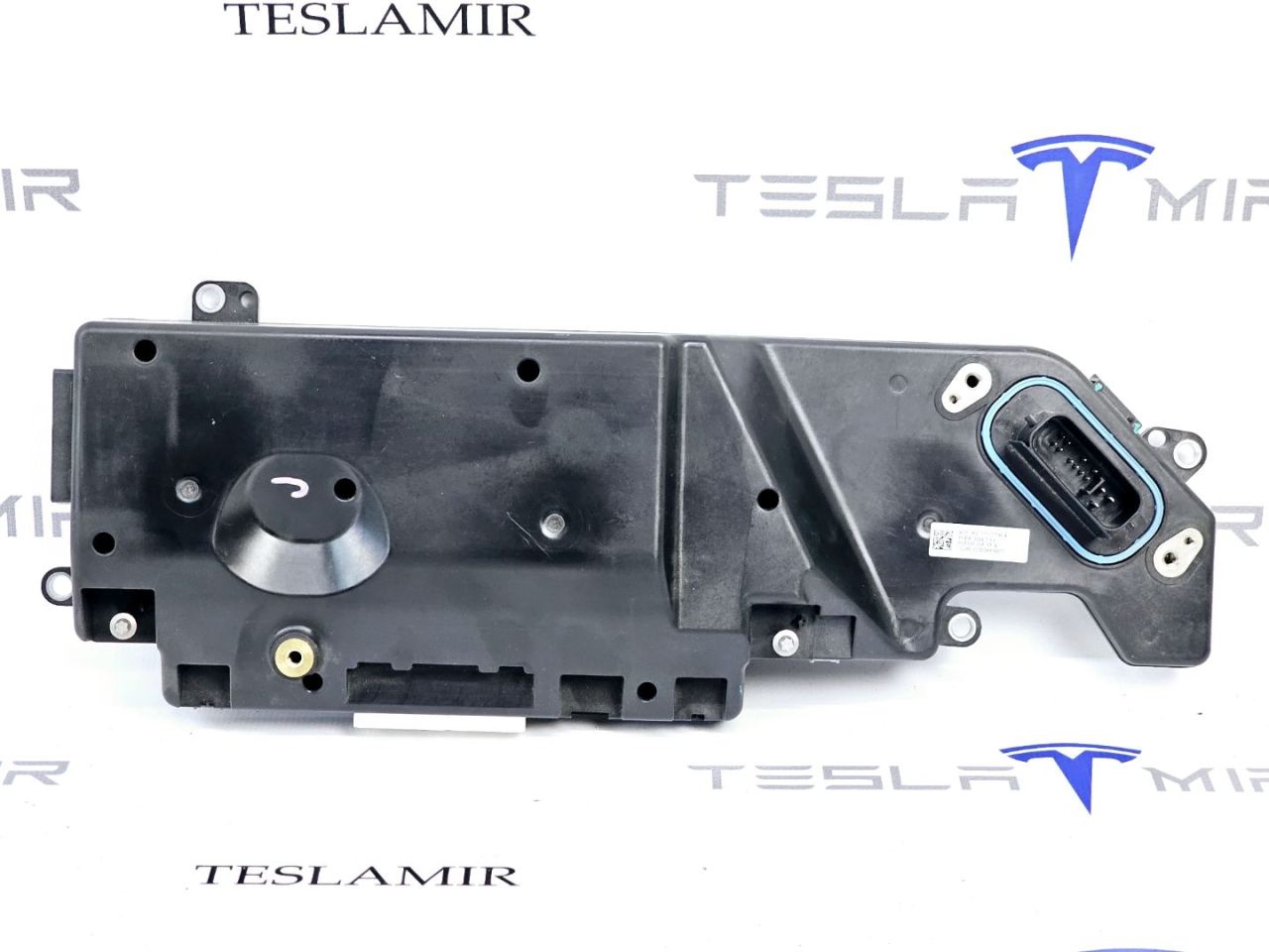 Контроллер основной батареи BMS Tesla Model 3 1 поколение 2021, 1106394-31 - фото №1