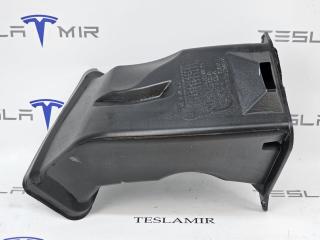 воздухозаборник Tesla Model 3 1 поколение 2023, 1588274-00, 1561156-00