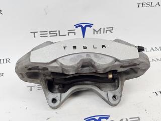 суппорт передний правый Tesla Model 3 2 поколение 2024, 1344622-00