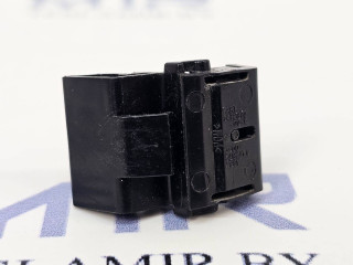 Клипса крепления переднего багажника (корыто) к крылу Tesla Model Y 1 поколение 2024, 1472872-00, 1472873-00, 1472874-00