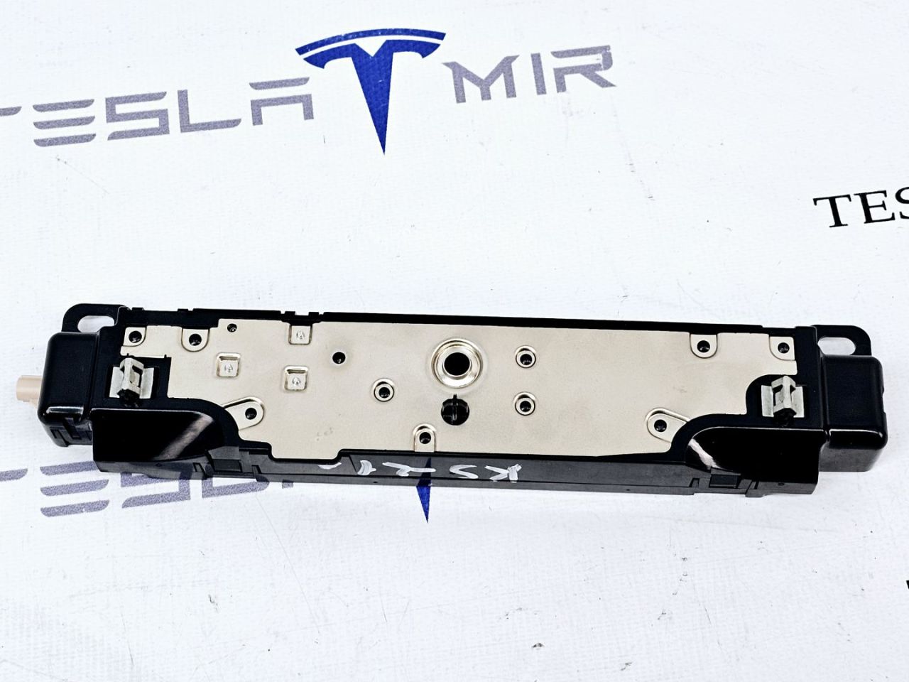 Антенна WI-FI Tesla Model 3 1 поколение 2022, 1585601-00 - фото №1