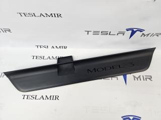 накладка на порог Tesla Model 3 2 поколение 2024, 1917242-00
