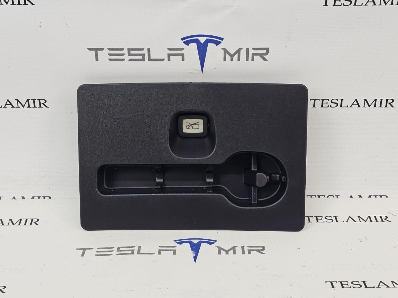 Крышка в корыто Tesla Model Y 1 поколение 2025, 1516185-00, 1940219-00, 2045163-00, 1940218-00 - фото №1