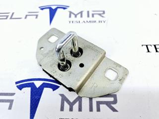 Петля замка (ригель) крышки багажника Tesla Model S 1 поколение [рестайлинг] 2017, 1009419-00, A2127400132