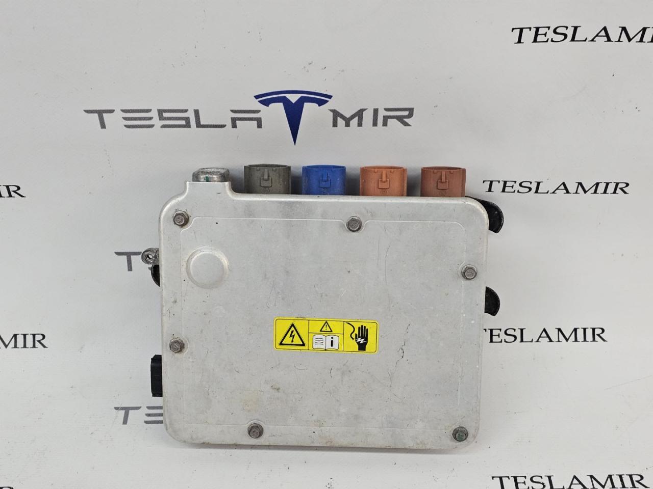 Джаншен бокс Tesla Model S 1 поколение 2015, 1028843-01, 1028843-01-C - фото №1
