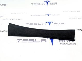 Накладка стойки А (дверного проема) - средняя часть правая Tesla Model S 1 поколение [рестайлинг] 2017, 1007711-00
