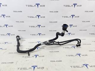 Шланг системы охлаждения теплообменник (Chiller)-батарея Tesla Model 3 2 поколение 2025, 1705720-00