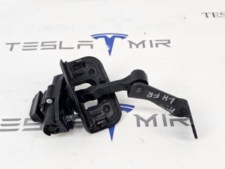 ограничитель открывания двери Tesla Model 3 2 поколение 2024, 1089507-00