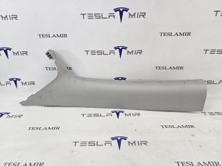 Накладка декоративная стойки А внутренняя левая верхняя Tesla Model Y 1 поколение 2024, 1494604-00
