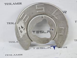 защитный кожух тормозного механизма Tesla Model 3 1 поколение 2023, 1044665-00